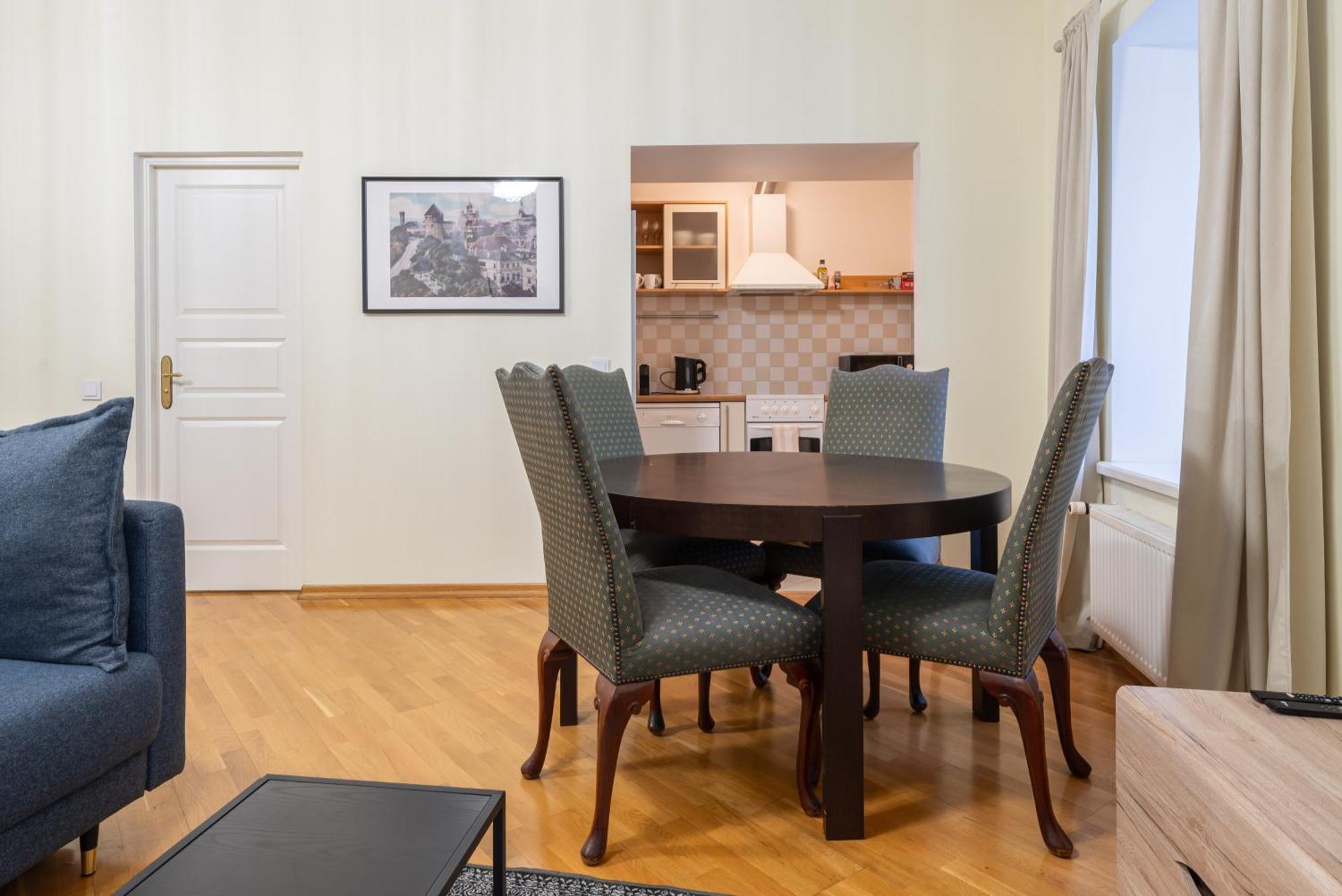 Old Town - Demini Apartment Tallinn Eksteriør bilde